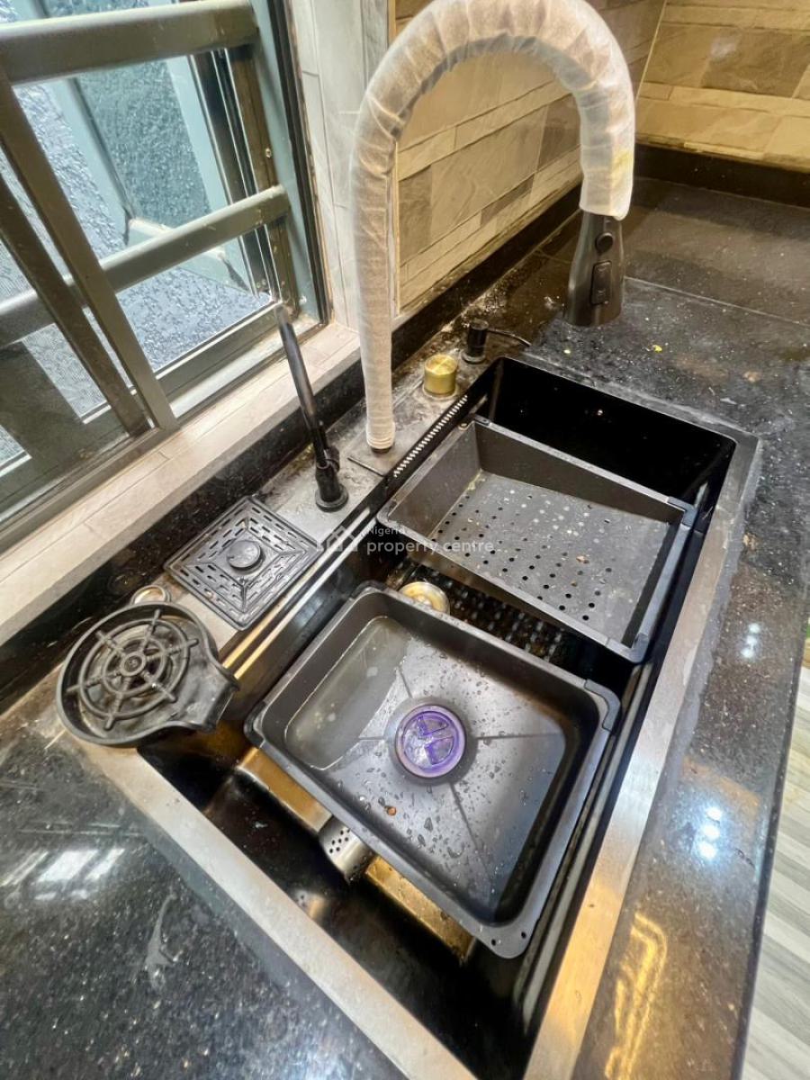 Luxurious 4 Bed Fully-detached  Duplex with Bq, Ojodu, Lagos, Detached Duplex for Sale