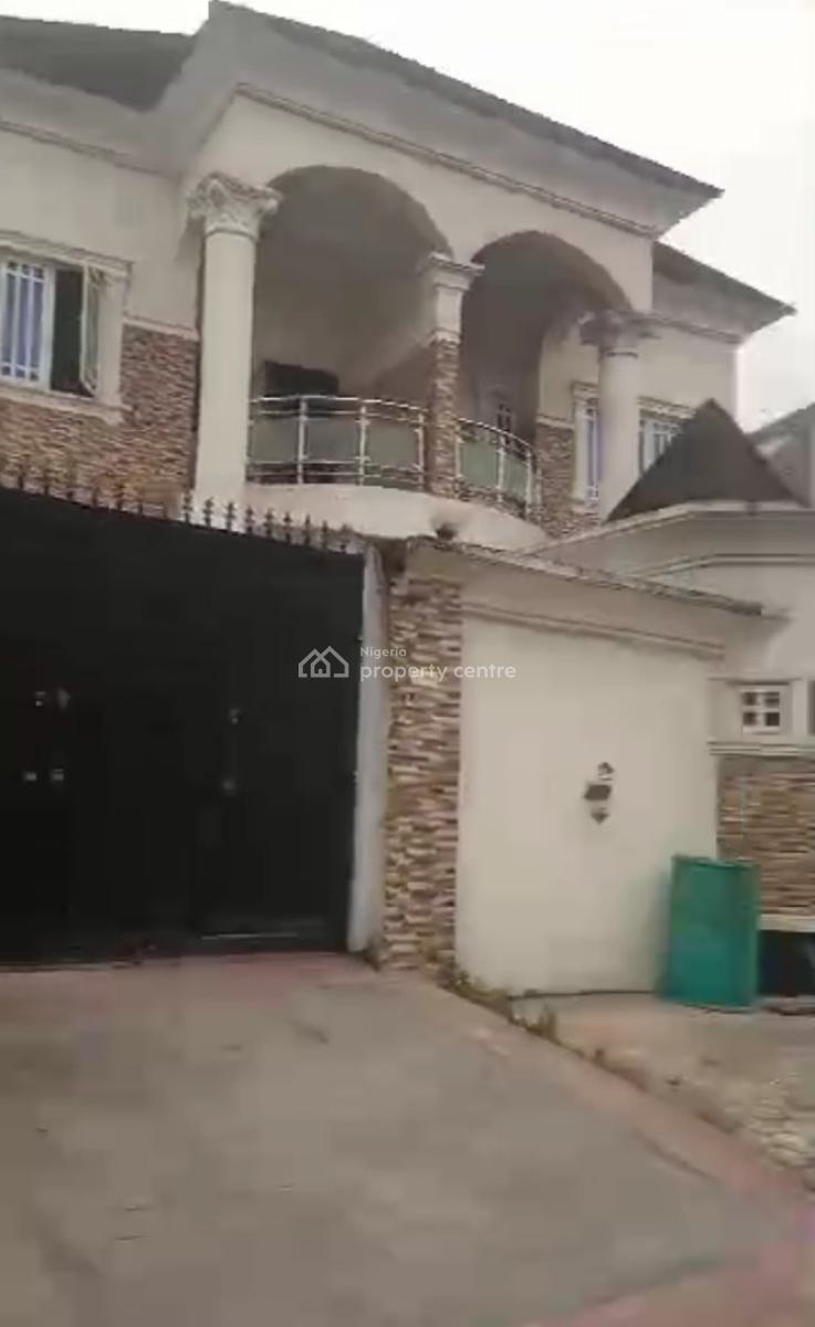 Decent 2 Wings of 4 Bedrooms Semi Detached Duplex, Anthony, Maryland, Lagos, Detached Duplex for Sale
