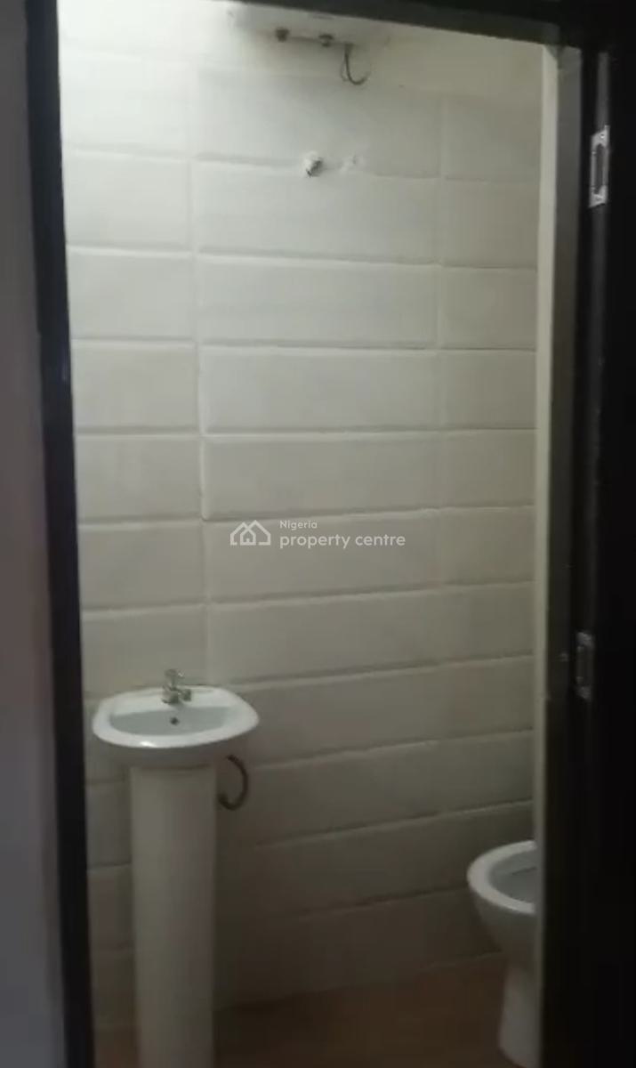 Decent 2 Wings of 4 Bedrooms Semi Detached Duplex, Anthony, Maryland, Lagos, Detached Duplex for Sale