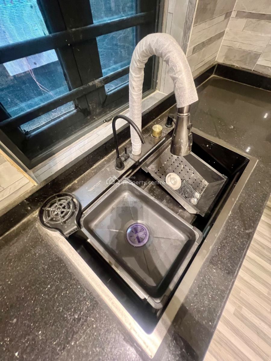 Fully Fitted 4 Bedroom Fully-detached House with 1bq + Inverter, Ojodu, Lagos, Detached Duplex for Sale