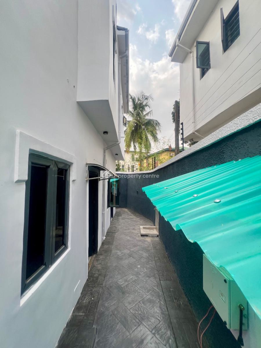 Fully Fitted 4 Bedroom Fully-detached House with 1bq + Inverter, Ojodu, Lagos, Detached Duplex for Sale