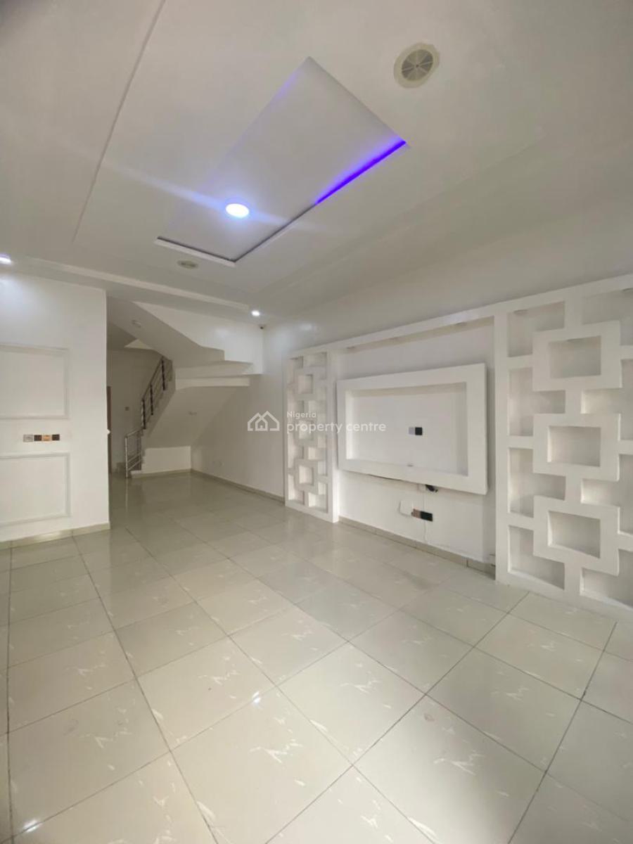 4 Bedroom Semi Detached Duplex with Bq, Ikota, Lekki, Lagos, Semi-detached Duplex for Rent