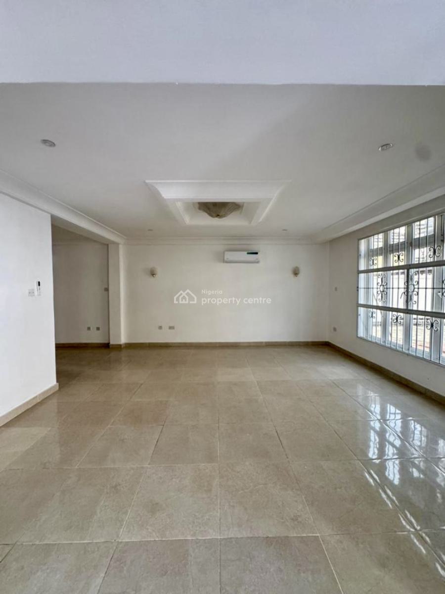 Well-appointed 5-bedroom Terrace with Bq, Banana Island, Ikoyi, Lagos, Terraced Duplex for Rent