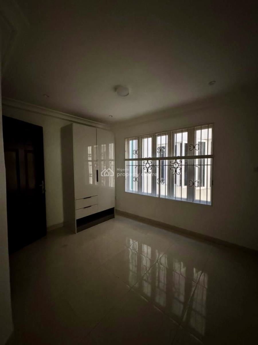 Well-appointed 5-bedroom Terrace with Bq, Banana Island, Ikoyi, Lagos, Terraced Duplex for Rent