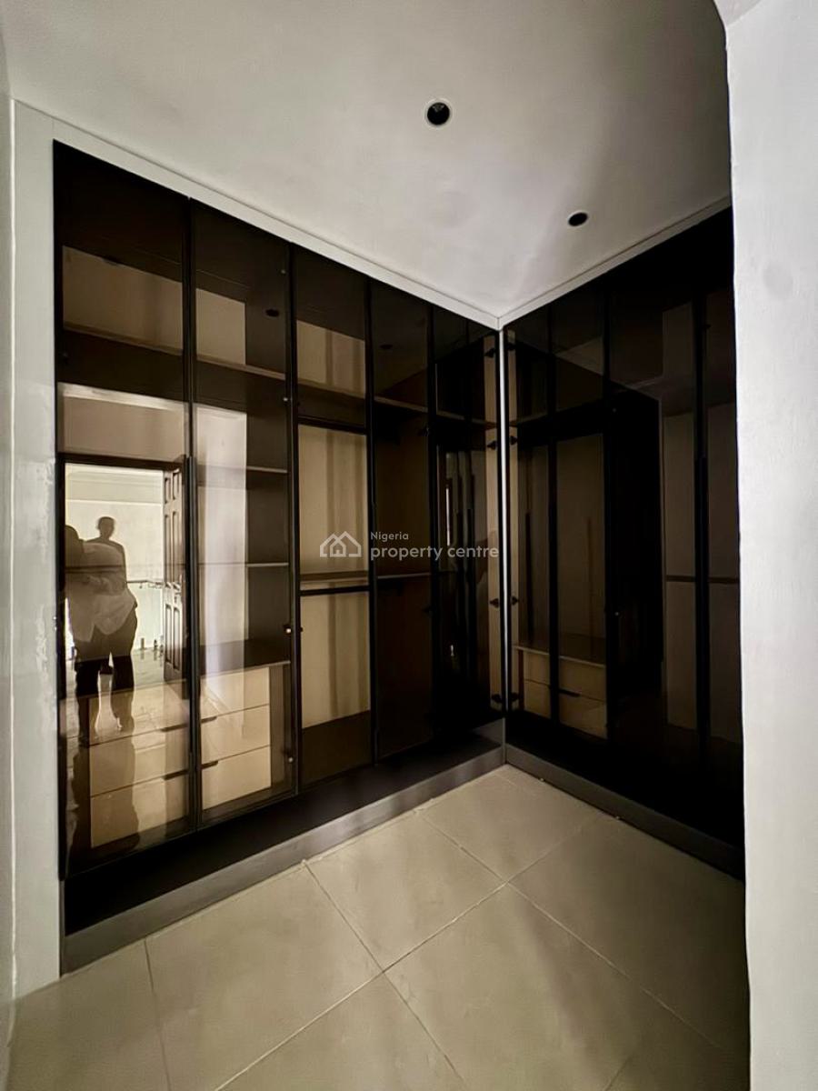 Well-appointed 5-bedroom Terrace with Bq, Banana Island, Ikoyi, Lagos, Terraced Duplex for Rent