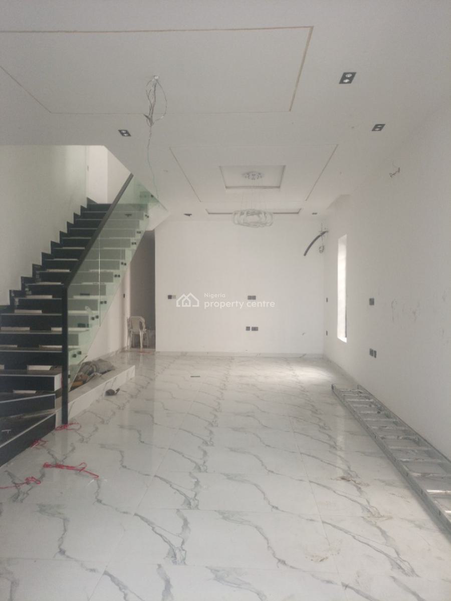 Self Compound Newly Built 4 Bedroom Semi-detached Duplex in a Luxury E, Idado Estate, Lekki Phase 2, Lekki, Lagos, Semi-detached Duplex for Rent