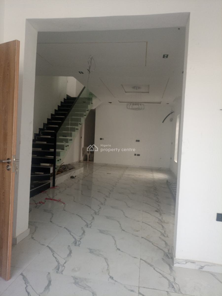 Self Compound Newly Built 4 Bedroom Semi-detached Duplex in a Luxury E, Idado Estate, Lekki Phase 2, Lekki, Lagos, Semi-detached Duplex for Rent