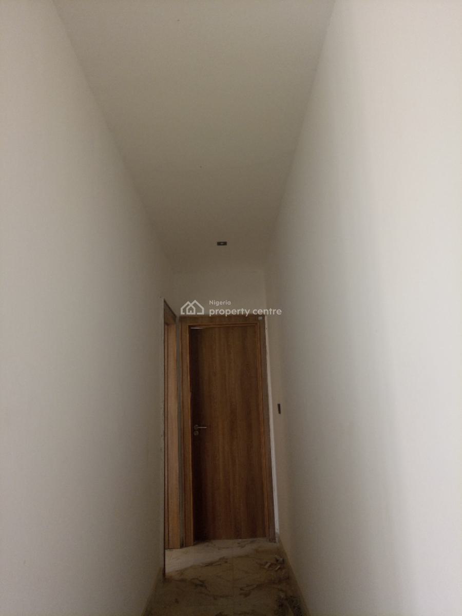 Self Compound Newly Built 4 Bedroom Semi-detached Duplex in a Luxury E, Idado Estate, Lekki Phase 2, Lekki, Lagos, Semi-detached Duplex for Rent