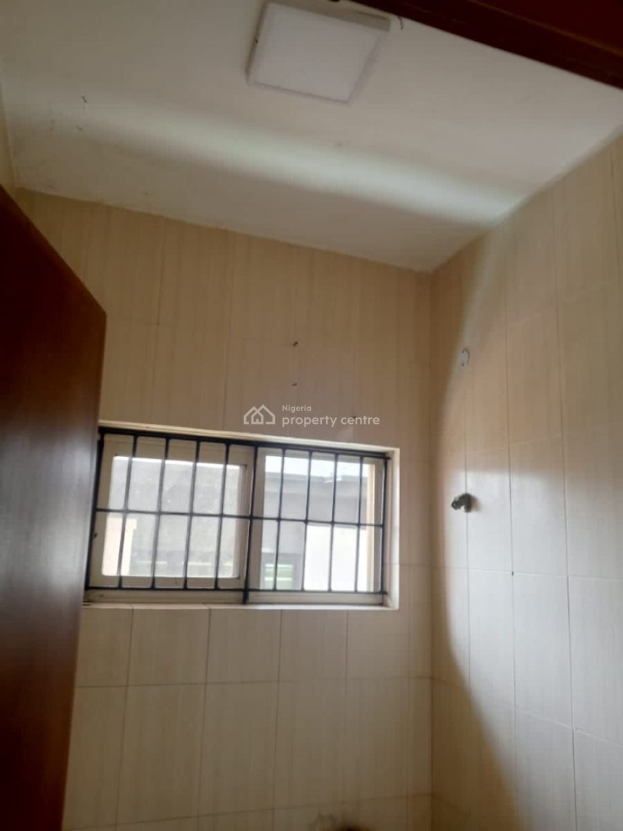 a Well Maintained 2 Unit 3 Bedroom Terrace with Bq Sitting 212sqm, Adebowale Street Lekki Phase 1, Lekki, Lagos, Terraced Duplex for Sale