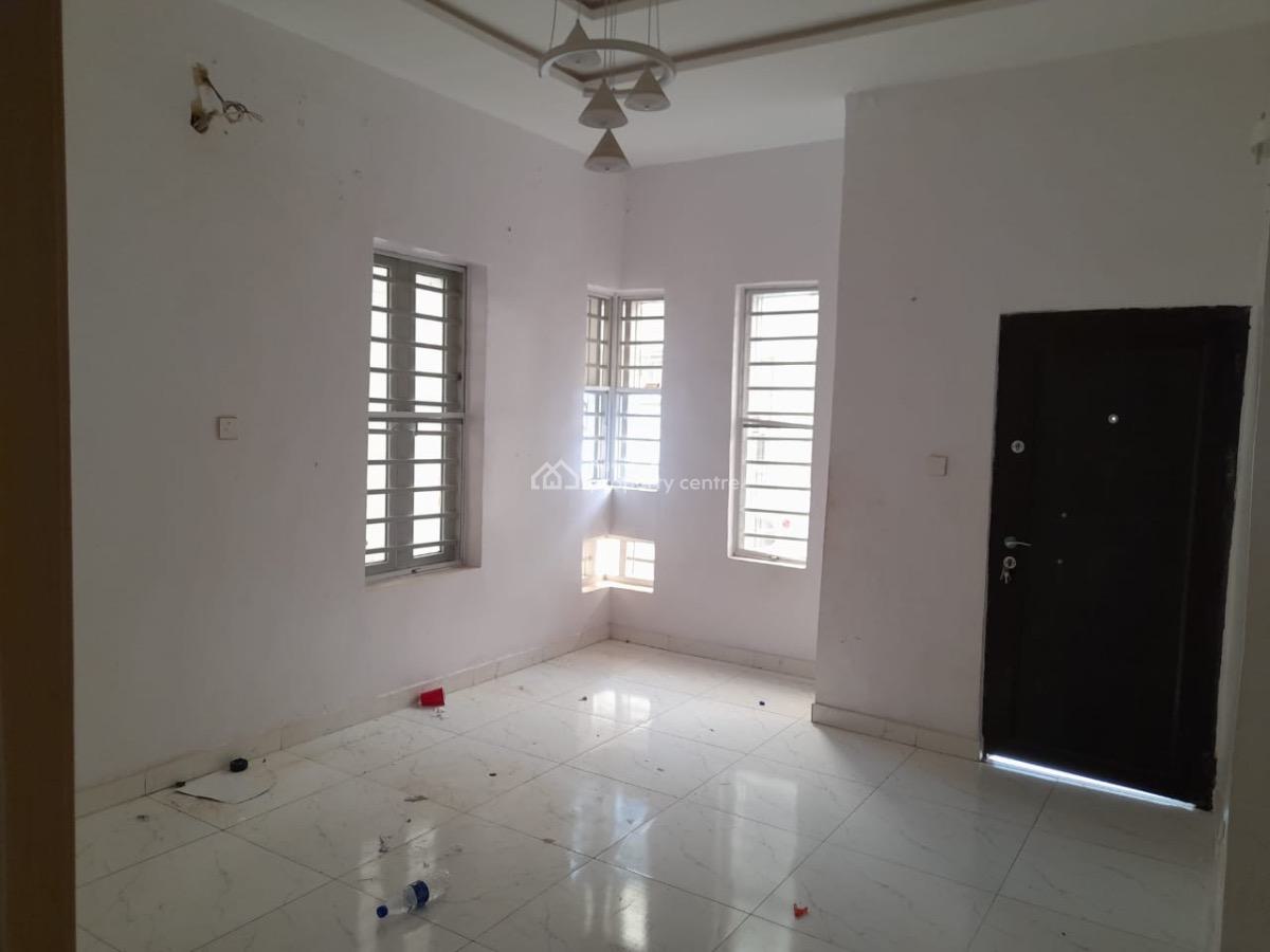 Ditress Sell 4 Bedrom Duplex Semi Detached with Bq at Ikota Gra Lekki, Ikota Gra, Lekki, Lagos, Semi-detached Duplex for Sale