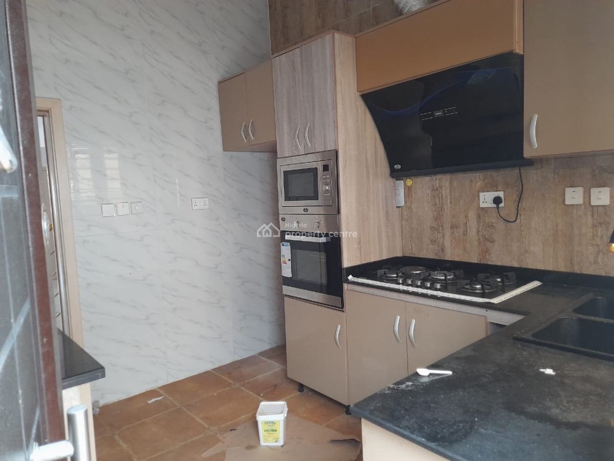 Ditress Sell 4 Bedrom Duplex Semi Detached with Bq at Ikota Gra Lekki, Ikota Gra, Lekki, Lagos, Semi-detached Duplex for Sale