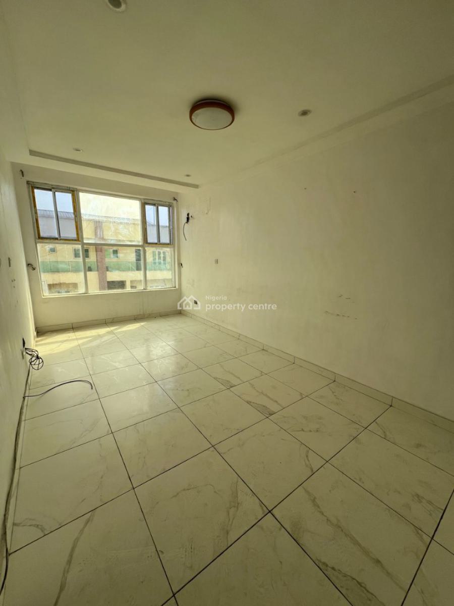 Large and Spacious 2 Bedrooms, Ikate Elegushi, Lekki, Lagos, Flat / Apartment for Rent