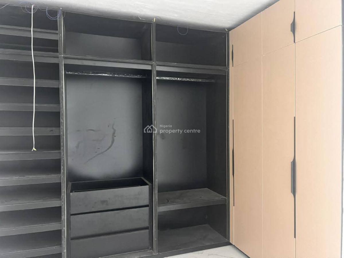 Luxury 4 Bedrooms Maisonette on The 5th Floor with Bq, Elevator Gym, Banana Island, Ikoyi, Lagos, Flat / Apartment for Sale