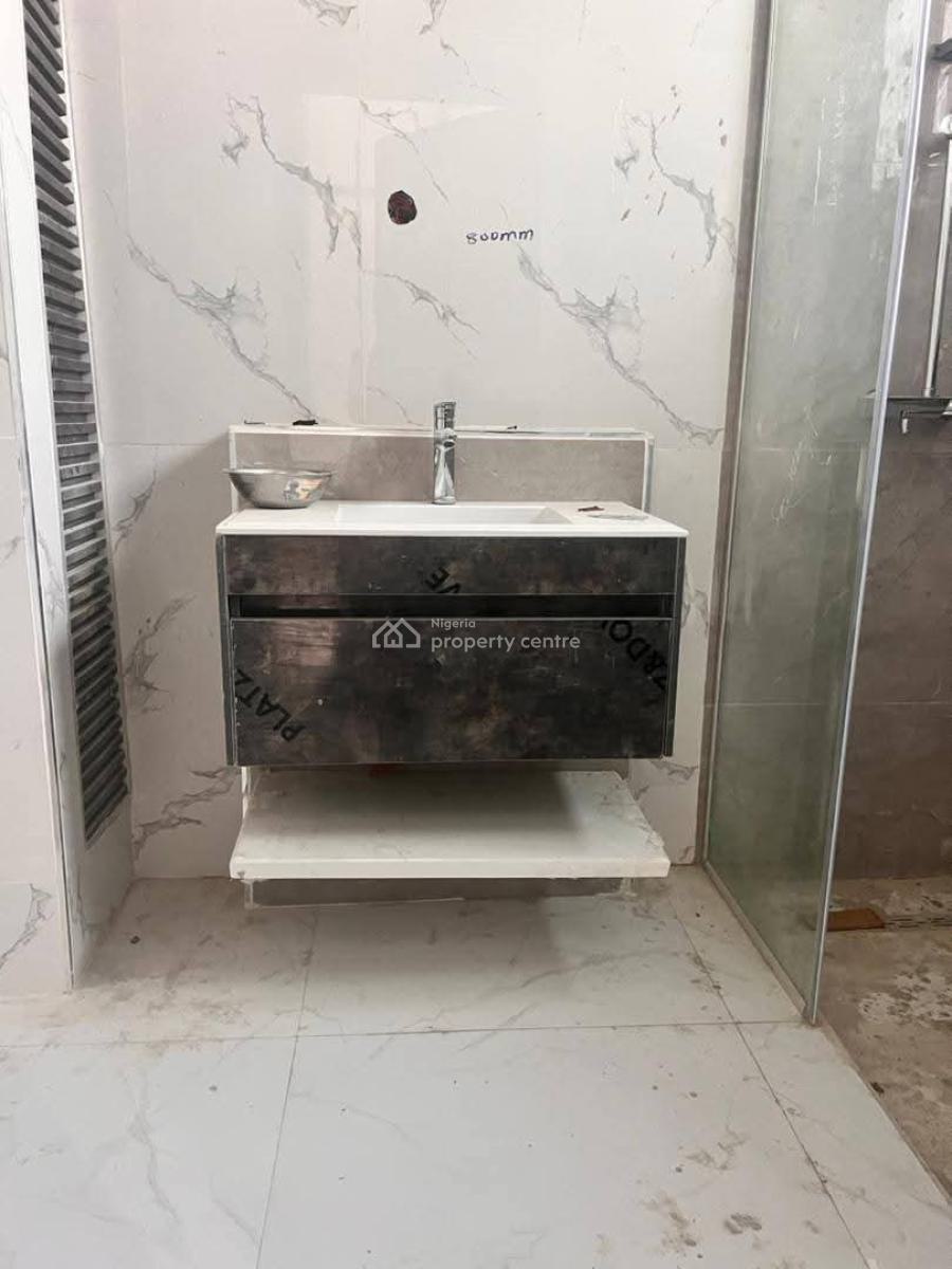 Luxury 4 Bedrooms Maisonette on The 5th Floor with Bq, Elevator Gym, Banana Island, Ikoyi, Lagos, Flat / Apartment for Sale