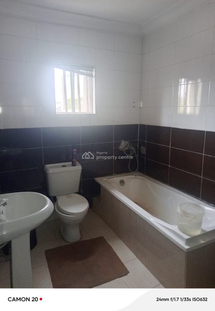 4 Bedroom Terrace Duplex in a Secured Estate, Ikate, Lekki, Lagos, Terraced Duplex for Rent