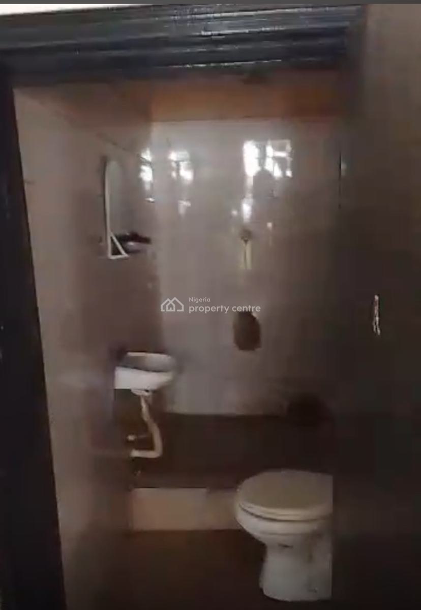 Spacious Selfcontained, Agungi, Lekki, Lagos, Flat / Apartment for Rent