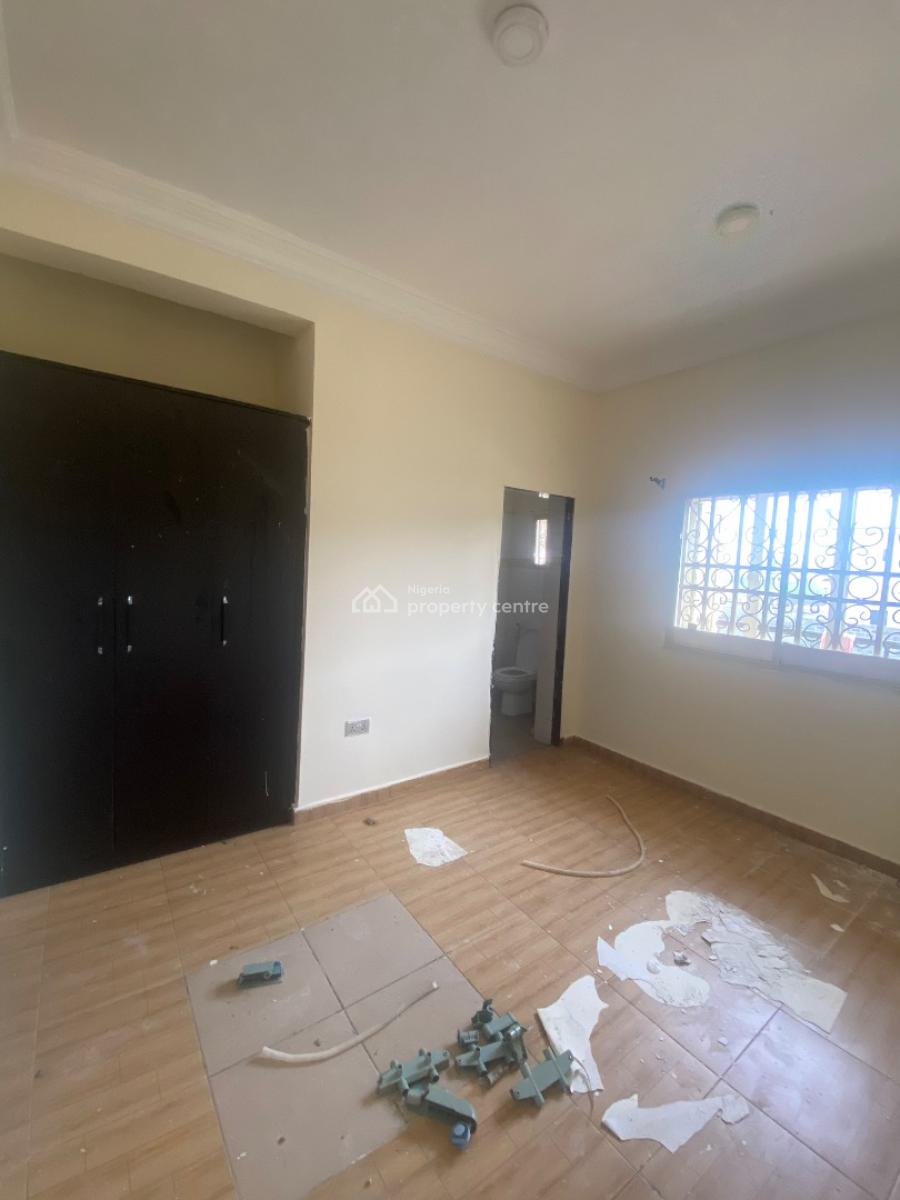 Spacious 3bedroom Apartment, Oral Estate, Lekki Phase 2, Lekki, Lagos, Flat / Apartment for Rent