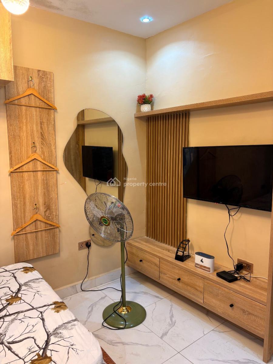 Luxury Studio Apartment, Oni Street Randle Avenue, Surulere, Lagos, Self Contain (single Rooms) Short Let