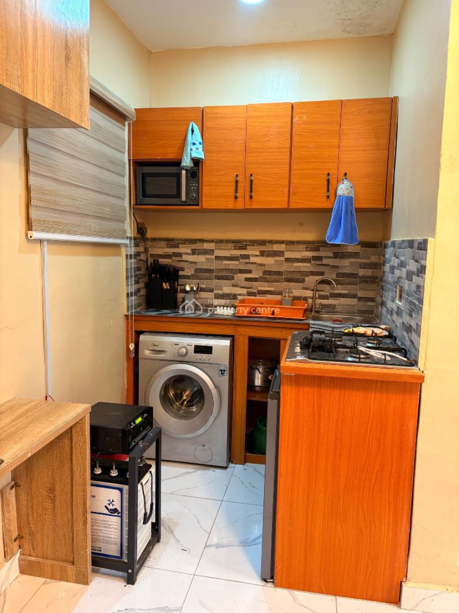 Luxury Studio Apartment, Oni Street Randle Avenue, Surulere, Lagos, Self Contain (single Rooms) Short Let