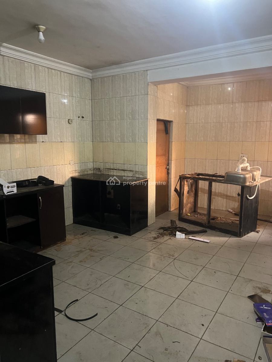 Clean 2 Bedroom Flat, Ground Floor, with Massive Kitchentarred Rd, Wuye Main(tarred Rd, Wuye, Abuja, Flat / Apartment for Rent