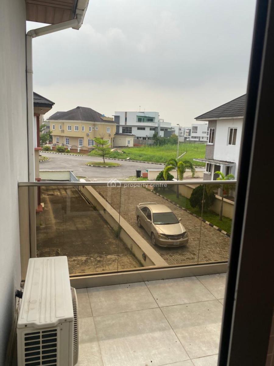 Luxury 4-bedroom Semi-detached House with Bq, Pinnock Beach, Osapa, Lekki, Lagos, Semi-detached Duplex for Rent