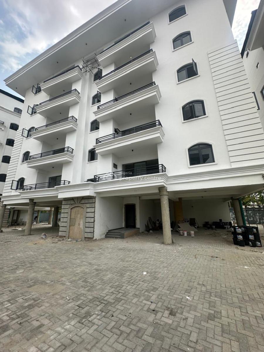 Specious 2bedrooms Apartment with Bq and Swimming Pool, Lekki Phase 1, Lekki, Lagos, Flat / Apartment for Rent