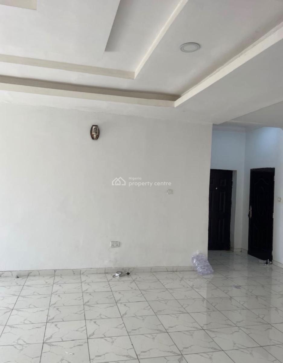 Well Maintained and Spacious 2 Bedroom Apartment, Chevron Drive, Lekki, Lagos, Flat / Apartment for Sale