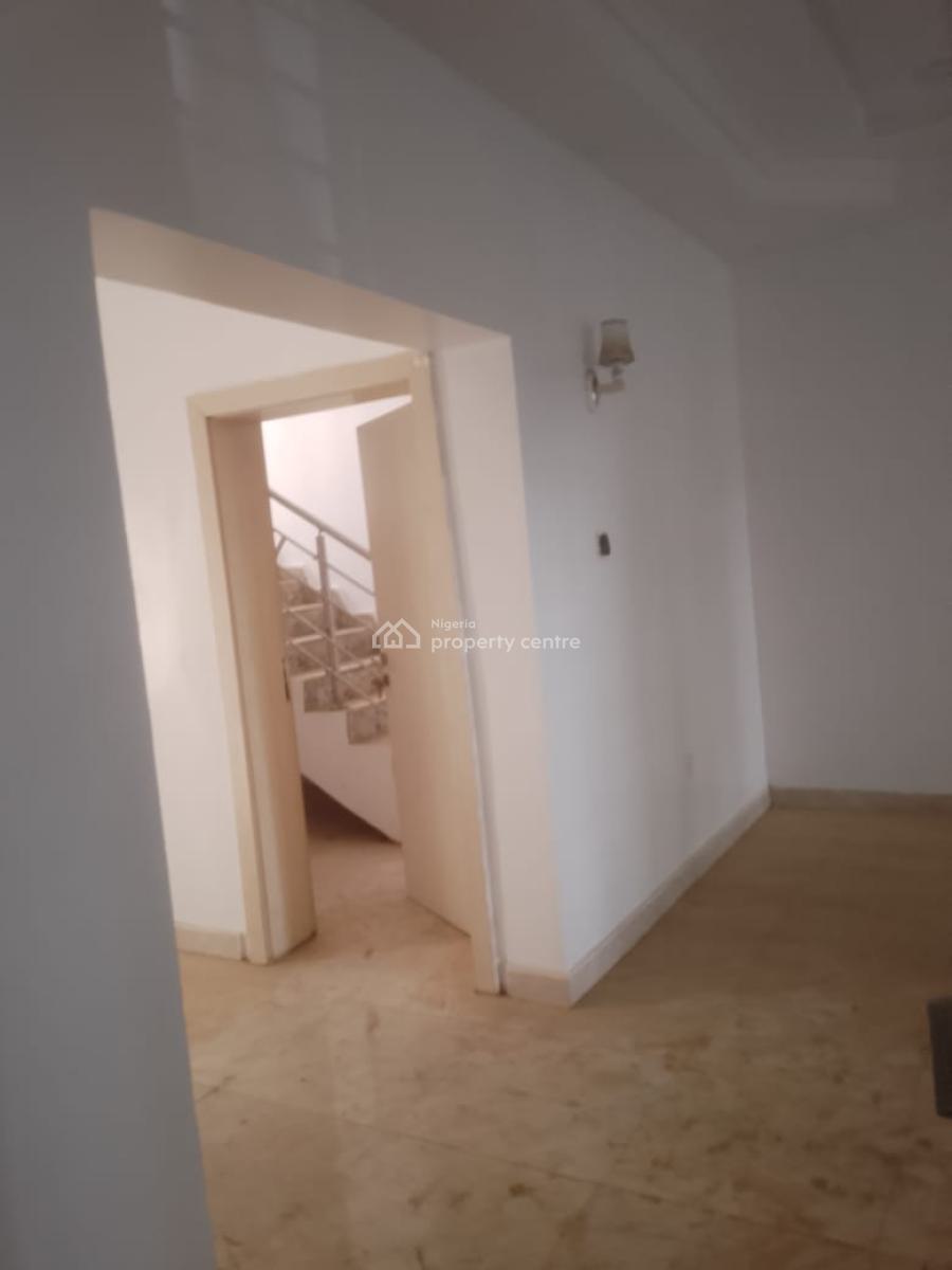 3 Bedrooms Terrace Duplex with Bq Tarred Road All Through 12m Annum, Mabushi, Abuja, Terraced Duplex for Rent