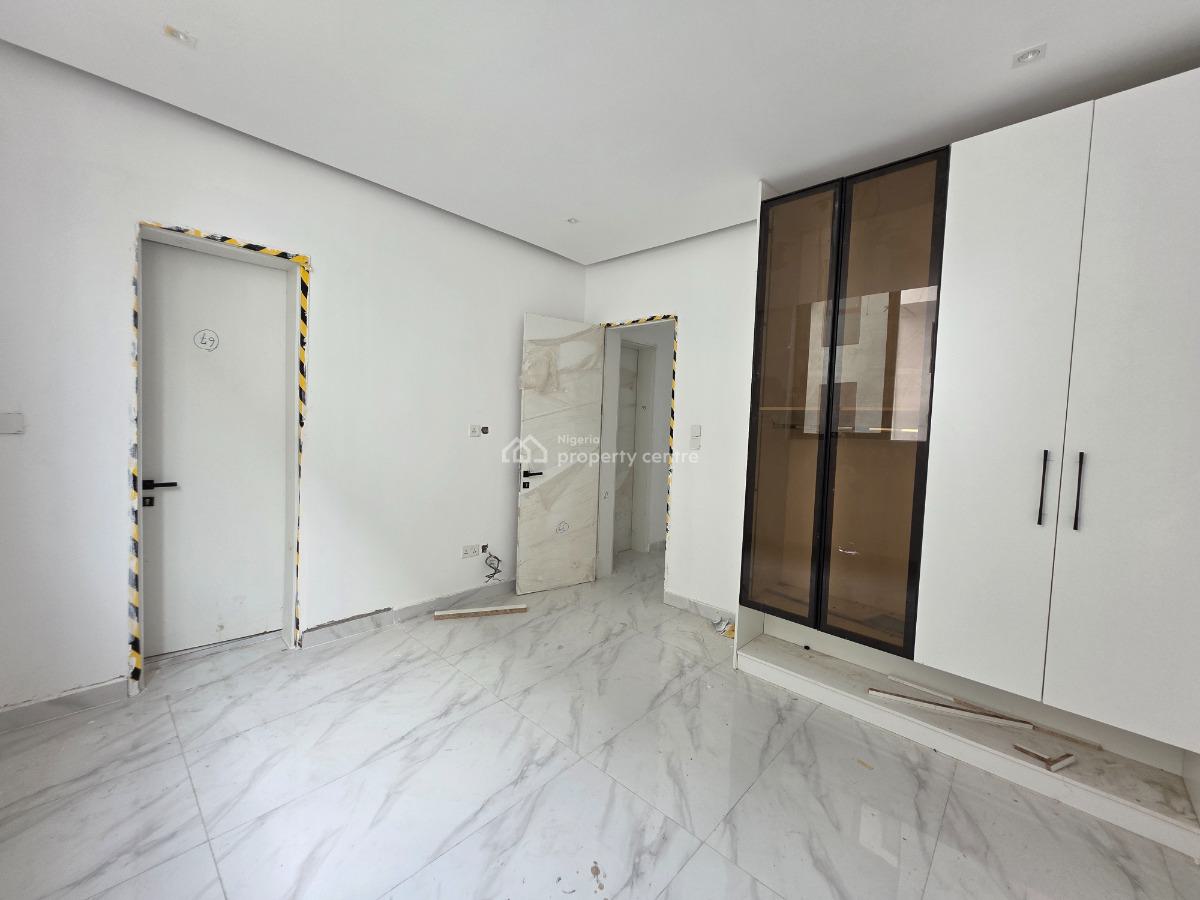 Brand New, Massive & Luxury 2 Bedroom Apartment, Lekki Phase 1, Lekki, Lagos, Flat / Apartment for Sale