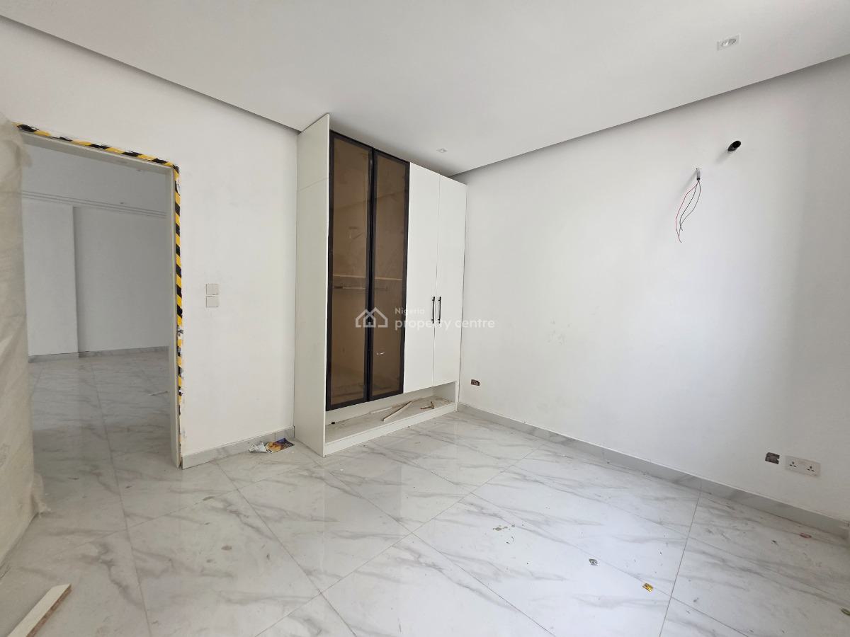 Brand New, Massive & Luxury 2 Bedroom Apartment, Lekki Phase 1, Lekki, Lagos, Flat / Apartment for Sale