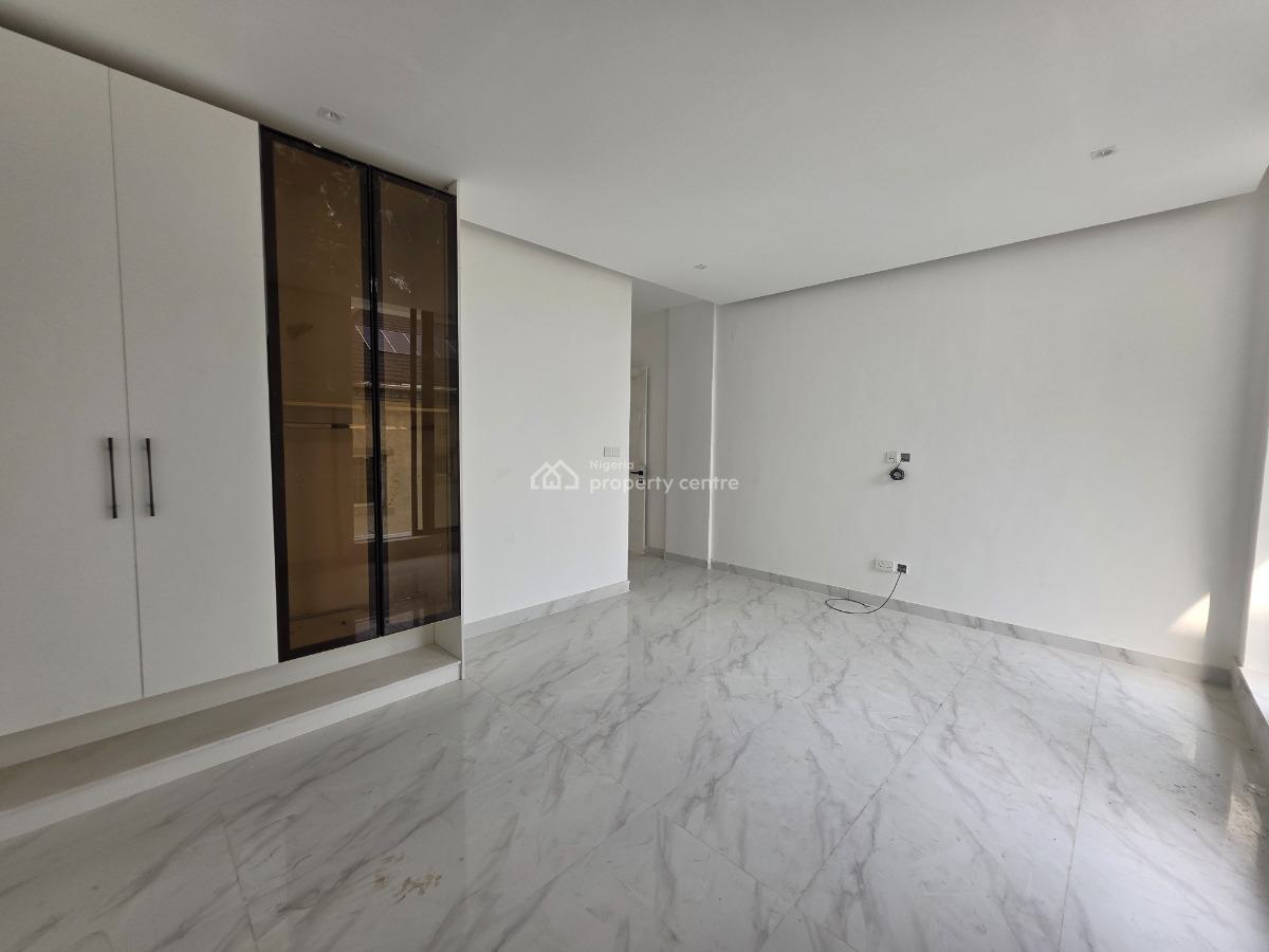 Brand New, Massive & Luxury 2 Bedroom Apartment, Lekki Phase 1, Lekki, Lagos, Flat / Apartment for Sale