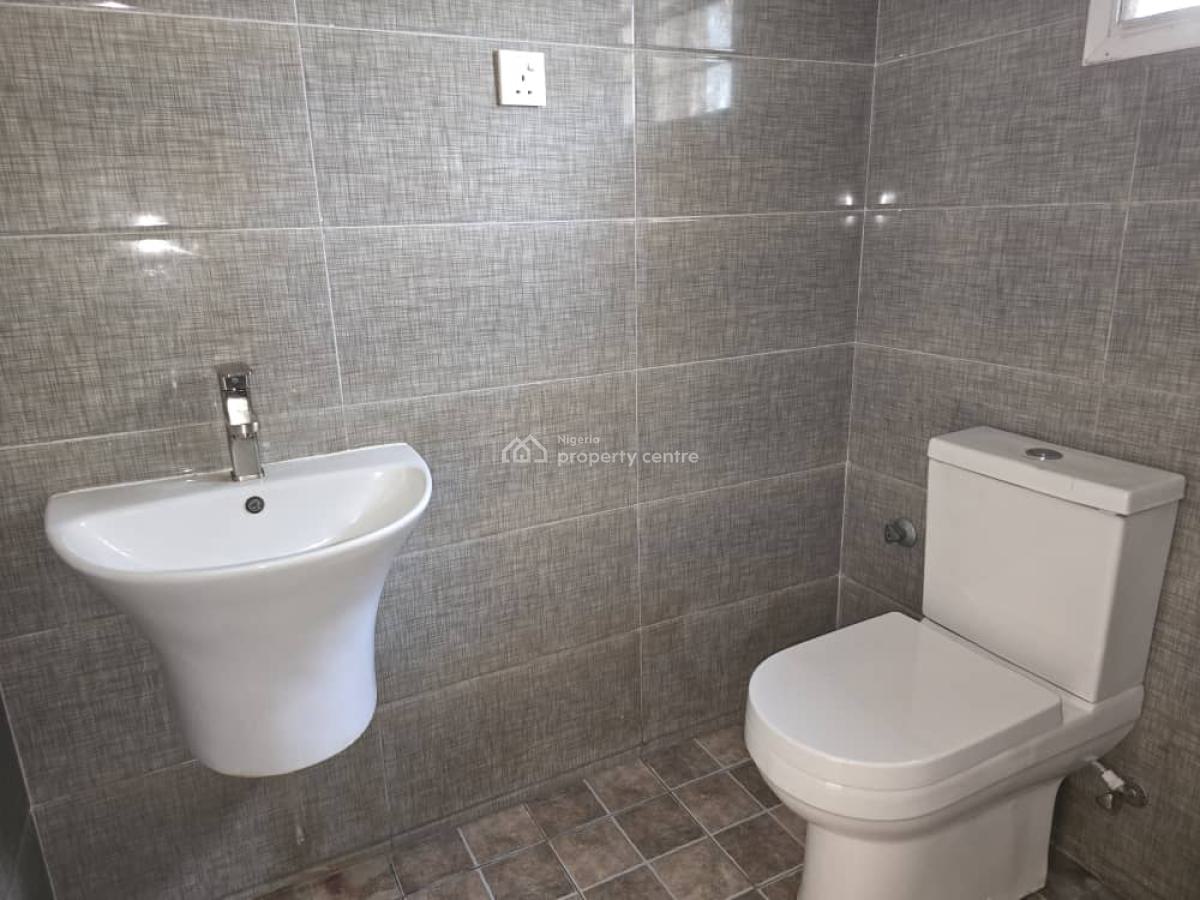 Tastefully Finished & Serviced 4-bedroom Terrace Duplex with Bq, Lekki Phase 1, Lekki, Lagos, Terraced Duplex for Sale