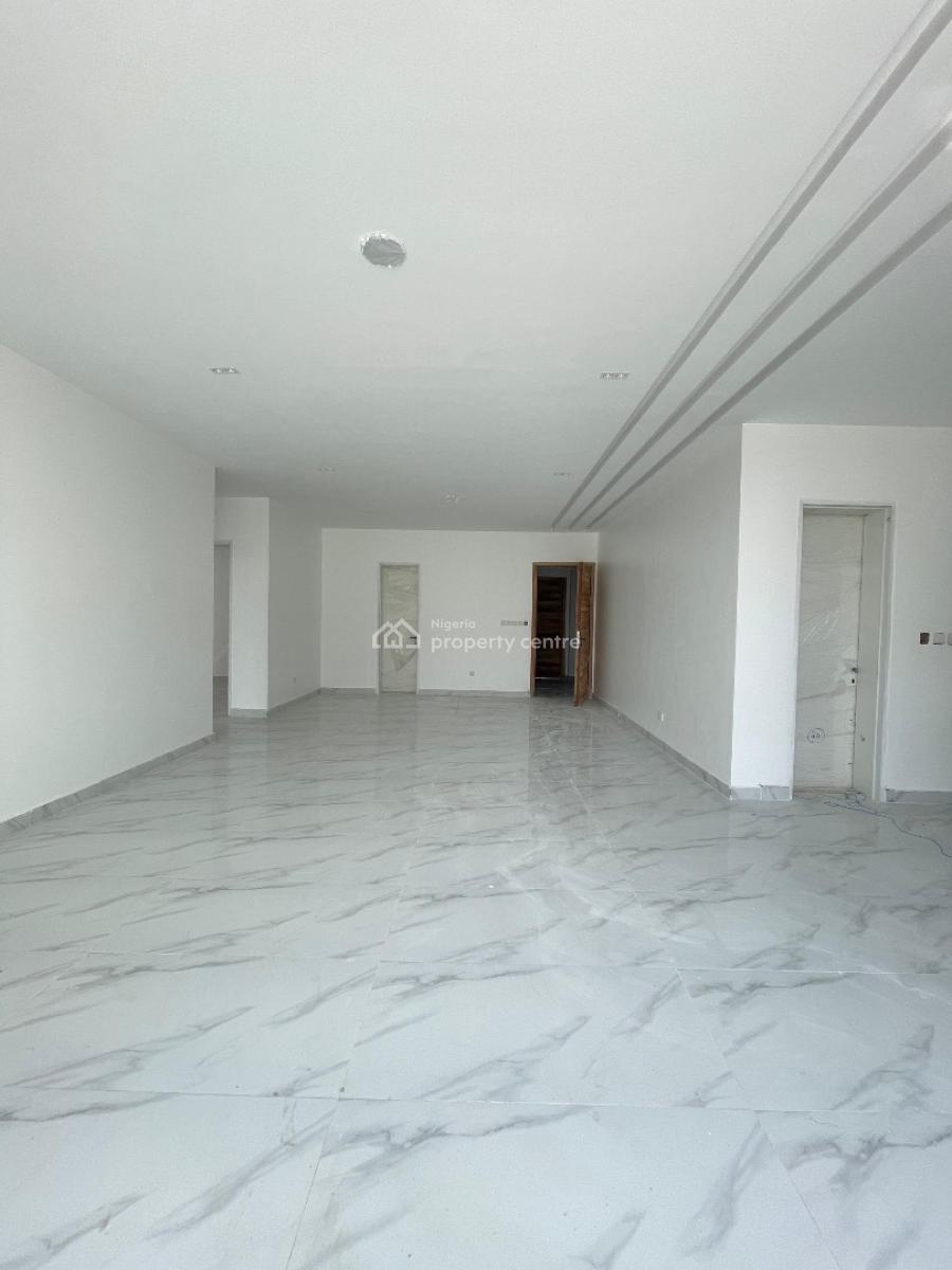 Spacious Fully Serviced   2  Bedroom Apartment with a Suspended Pool F, Lekki Phase 1, Lekki, Lagos, Flat / Apartment for Sale