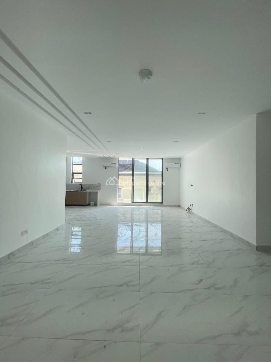 Spacious Fully Serviced   2  Bedroom Apartment with a Suspended Pool F, Lekki Phase 1, Lekki, Lagos, Flat / Apartment for Sale