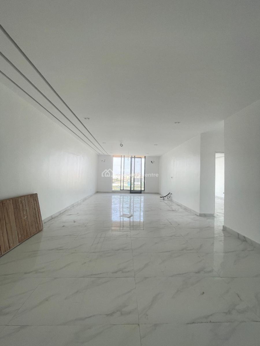 Spacious Fully Serviced   2  Bedroom Apartment with a Suspended Pool F, Lekki Phase 1, Lekki, Lagos, Flat / Apartment for Sale