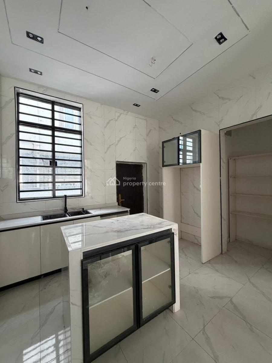 Secure & Spacious: 4-bedroom Terrace in Ikate with Family Lounge, Ikate, Lekki, Lagos, Terraced Duplex for Rent