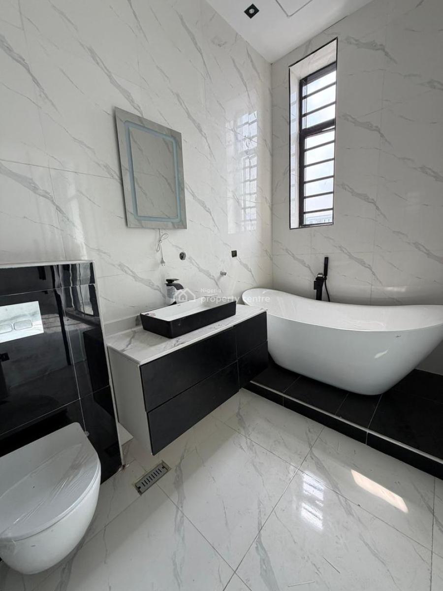 Secure & Spacious: 4-bedroom Terrace in Ikate with Family Lounge, Ikate, Lekki, Lagos, Terraced Duplex for Rent