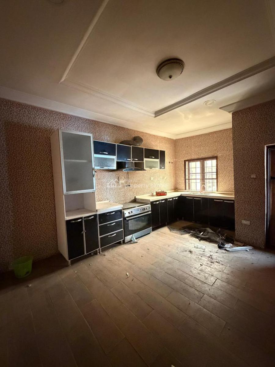 Great Deal in Lekki: 4-bedroom Terrace with Bq & More, Ikate, Lekki, Lagos, Terraced Duplex for Rent
