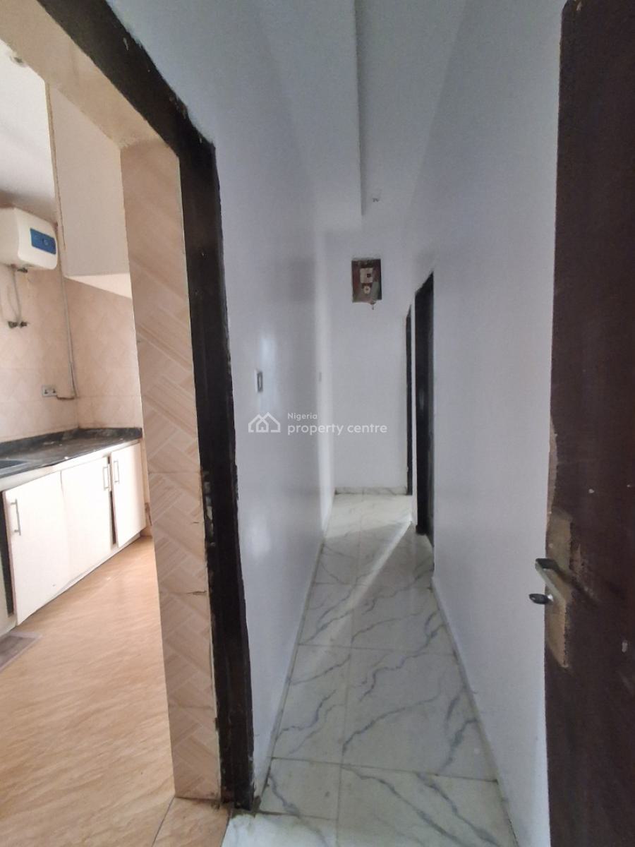 2 Bedrooms, Upstairs, in an Estate, Badore, Ajah, Lagos, Flat / Apartment for Rent
