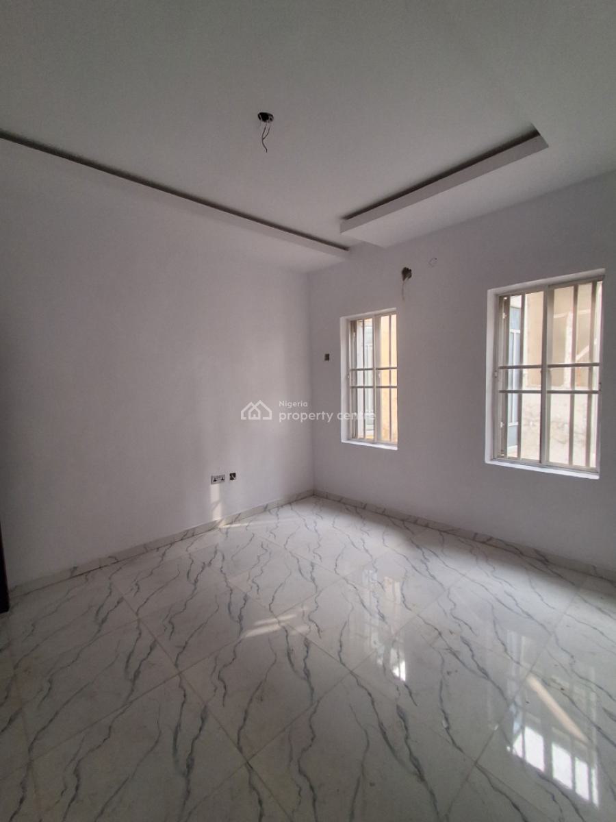 2 Bedrooms, Upstairs, in an Estate, Badore, Ajah, Lagos, Flat / Apartment for Rent