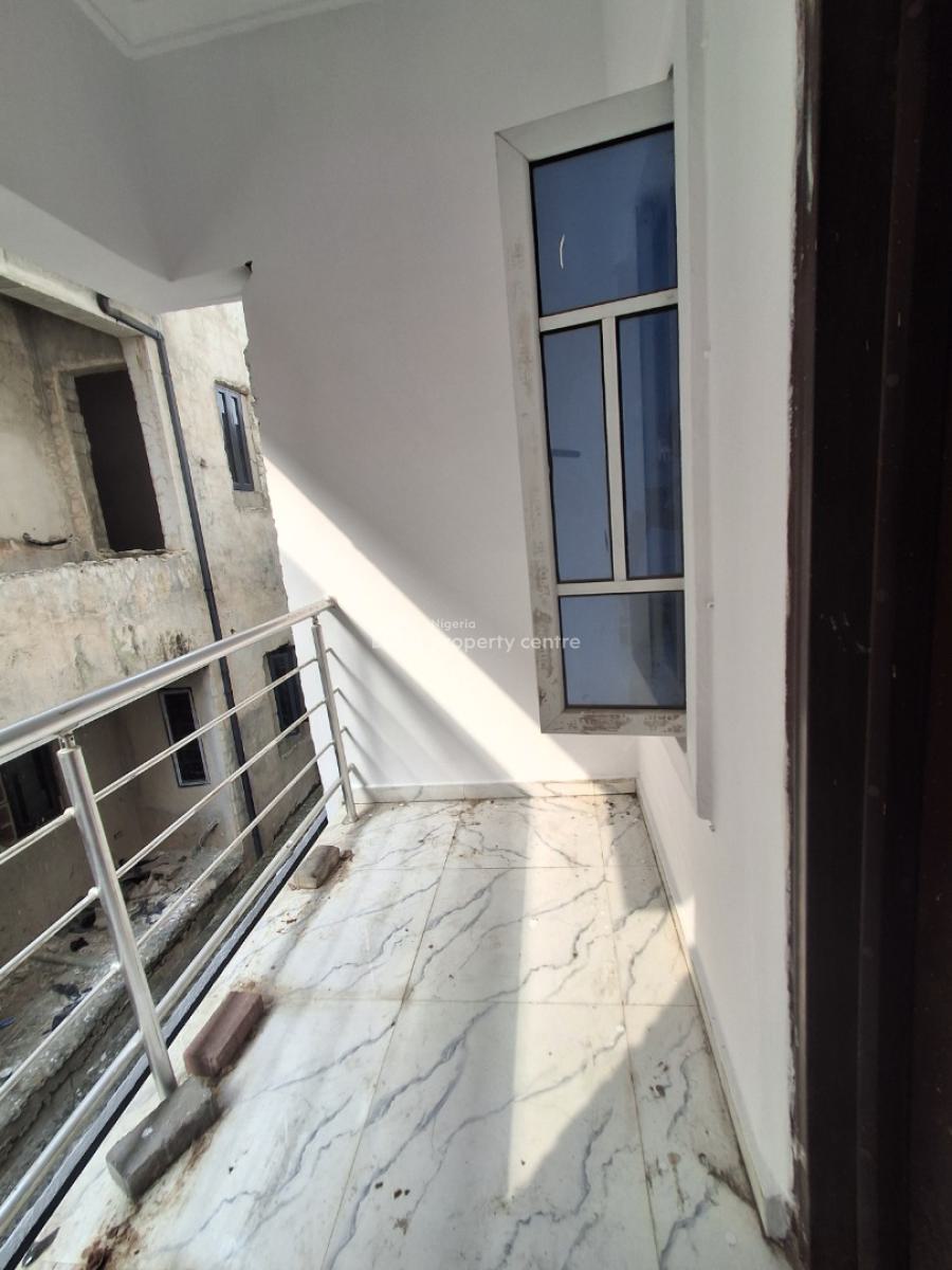2 Bedrooms, Upstairs, in an Estate, Badore, Ajah, Lagos, Flat / Apartment for Rent