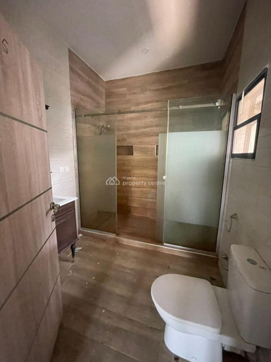 Exquisite Spacious 3 Bedroom Apartment, Conservation Road, Lekki, Lagos, Flat / Apartment for Rent