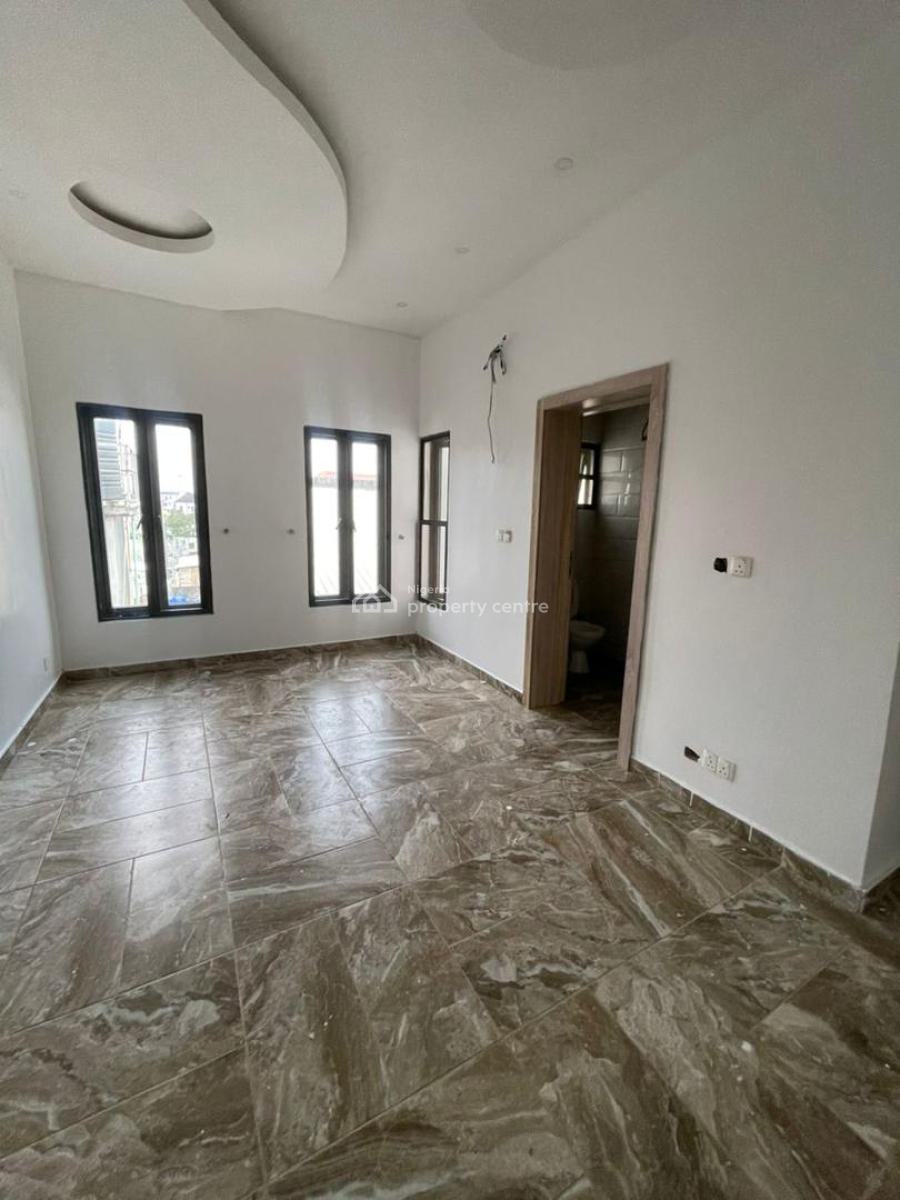 Exquisite Spacious 3 Bedroom Apartment, Conservation Road, Lekki, Lagos, Flat / Apartment for Rent