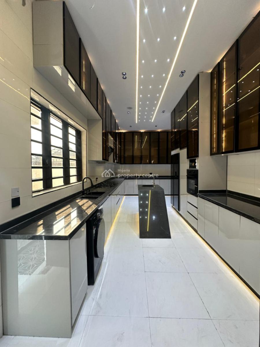 Luxury Spacious 5 Bedrooms Fully Detached Duplex with Bq and Pool, Chevron, Lekki Phase 2, Lekki, Lagos, Detached Duplex for Sale