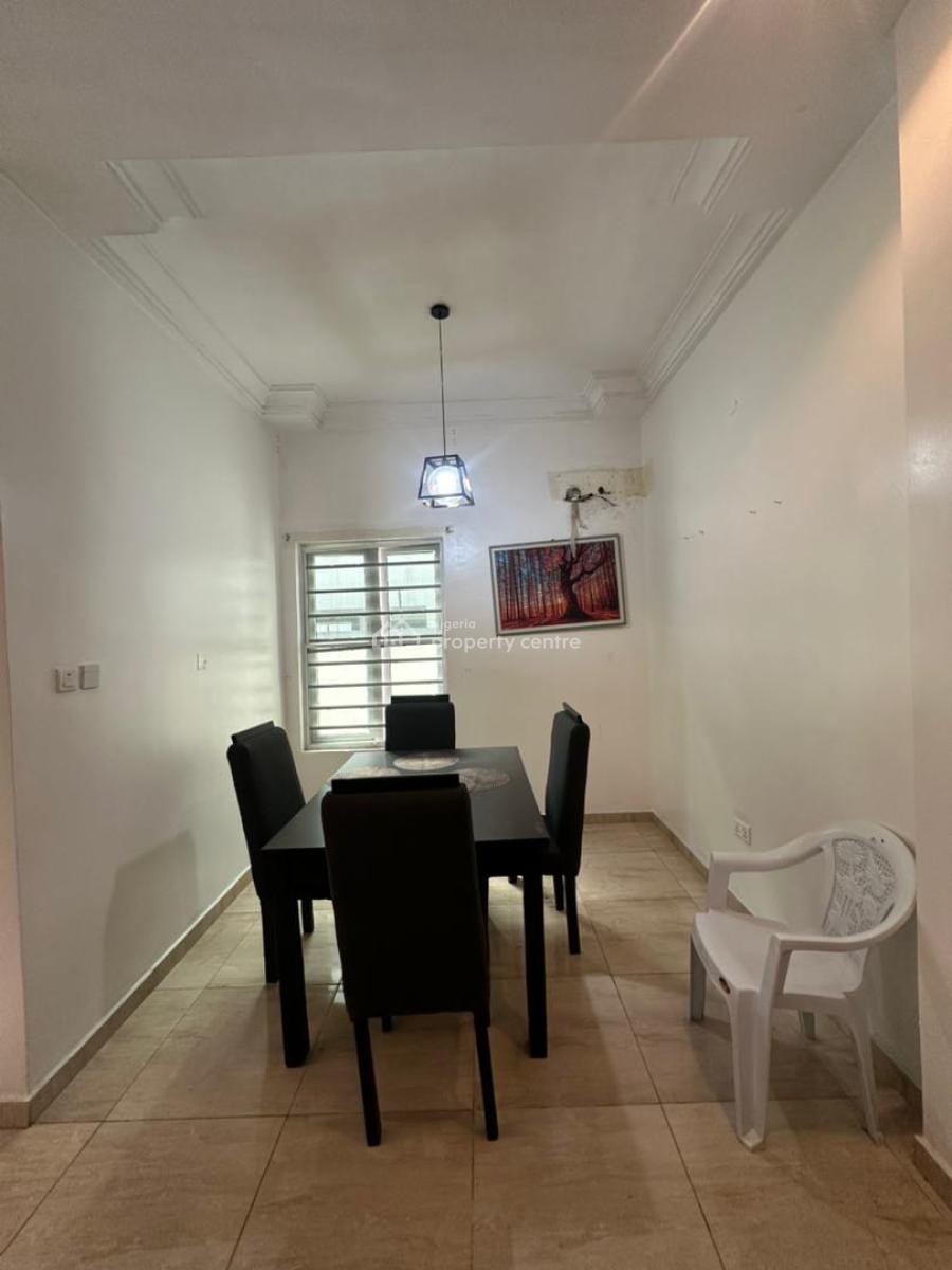 Well Maintained 4 Bedrooms Semi Detached Duplex, Osapa, Lekki, Lagos, Semi-detached Duplex for Rent