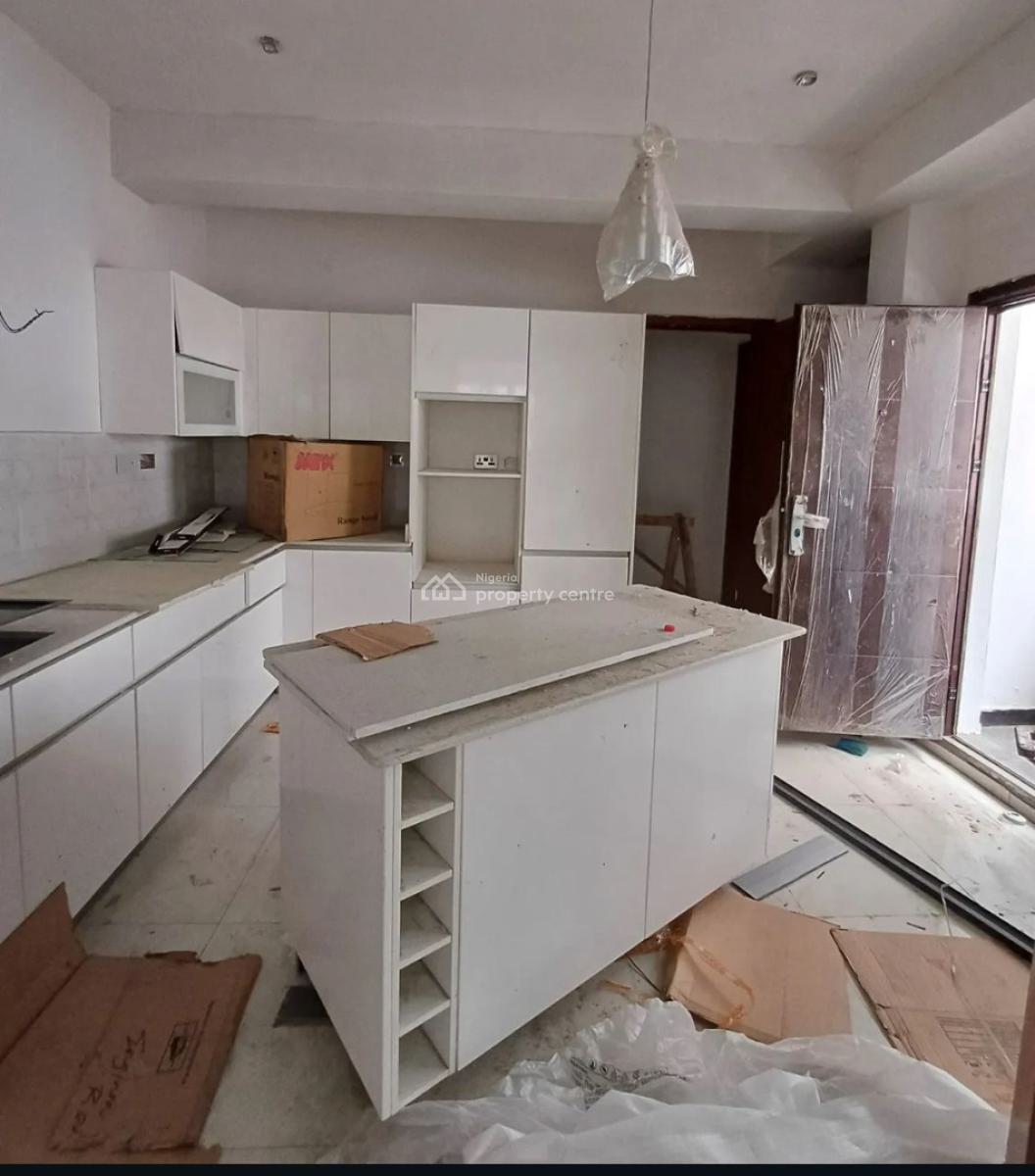 3-bedroom Maisonette, Lekki Phase 1, Lekki, Lagos, Flat / Apartment for Rent