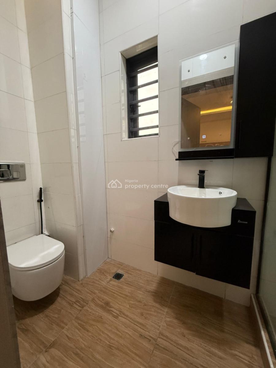 3  Bedrooms Apartments, Lekki Phase 1, Lekki, Lagos, Flat / Apartment for Sale