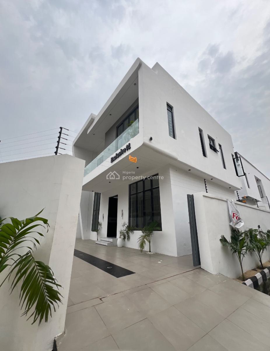Attractive 4-bedroom Detached House - Must View, Gated Estate, Tight Security, Ajah, Lagos, Detached Duplex for Sale