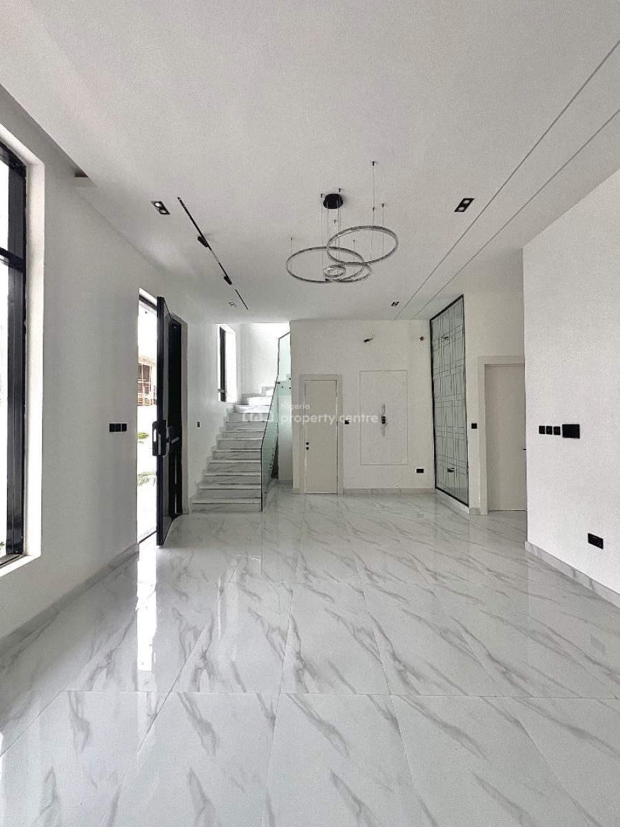 Attractive 4-bedroom Detached House - Must View, Gated Estate, Tight Security, Ajah, Lagos, Detached Duplex for Sale