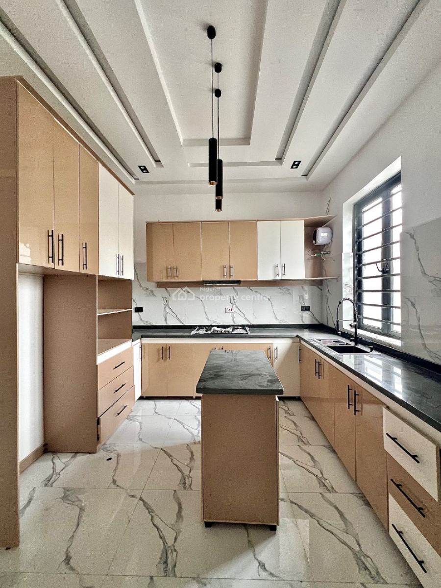 Comfortable Living - Spacious 4-bedroom Detached Home, Gated Estate, Ajah, Lagos, Detached Duplex for Sale